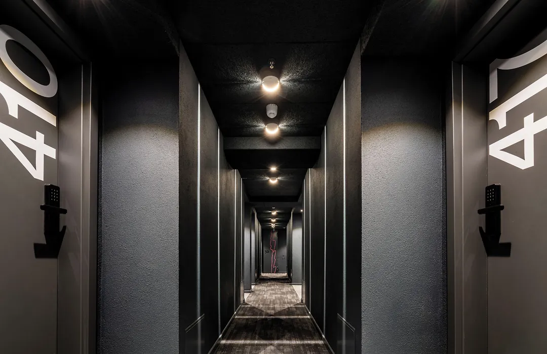 Savoy Hotel-1